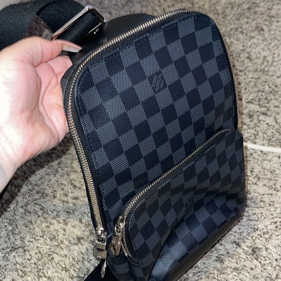 LV MAN BAG - Picture 7 of 8